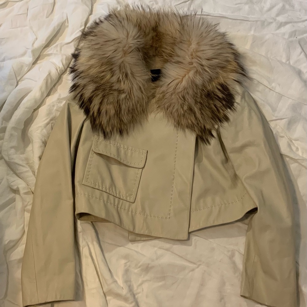 Brand: BCBGMaxazria, Size: M, Color: Cream.